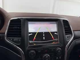 Jeep Grand Cherokee (2016) thumbnail 15