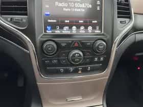 Jeep Grand Cherokee (2016) thumbnail 18
