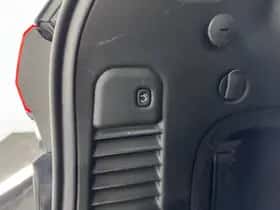 Jeep Grand Cherokee (2016) thumbnail 26