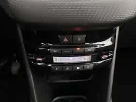 Peugeot 208 (2017) thumbnail 16