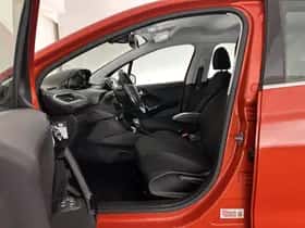 Peugeot 208 (2017) thumbnail 9
