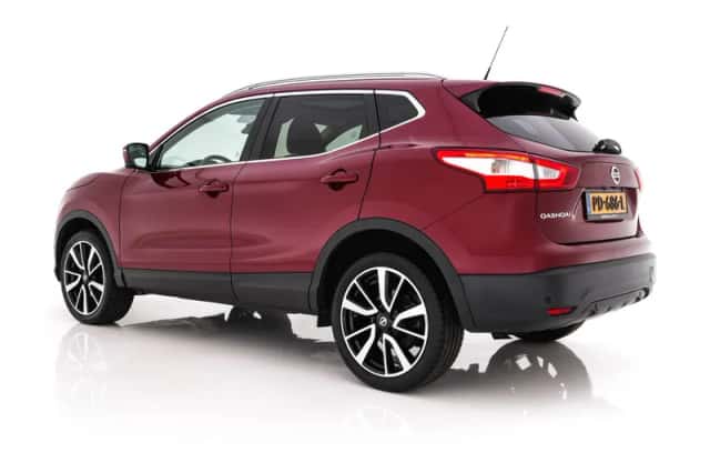 Nissan Qashqai (2017) thumbnail 5