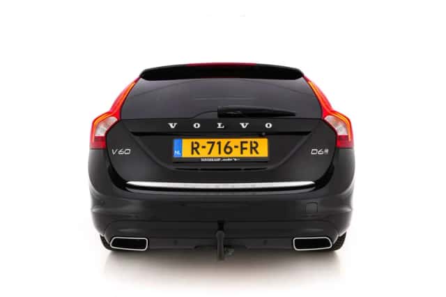 Volvo V60 (2016) thumbnail 6