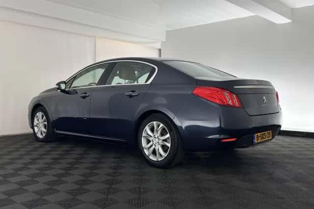 Peugeot 508 (2013) thumbnail 5
