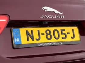 Jaguar XE (2017) thumbnail 24