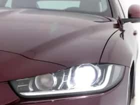 Jaguar XE (2017) thumbnail 27