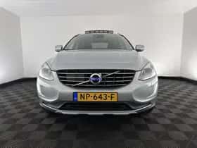 Volvo XC60 thumbnail 3