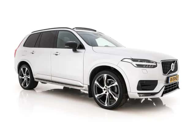 Volvo XC90 (2019) thumbnail 1