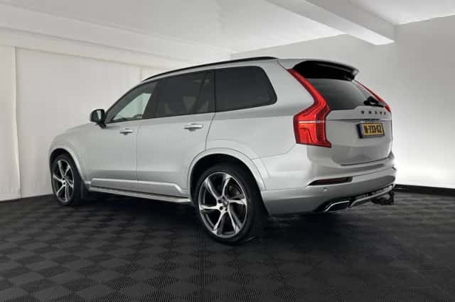 Volvo XC90 (2019) thumbnail 5
