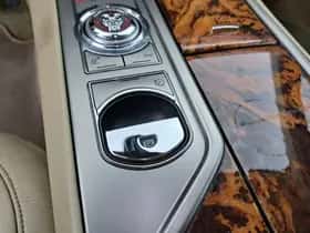 Jaguar XF (2008) thumbnail 16