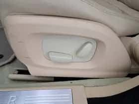 Jaguar XF (2008) thumbnail 25