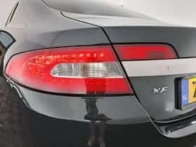 Jaguar XF (2008) thumbnail 31