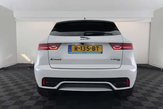 Jaguar E-Pace (2022) thumbnail 6