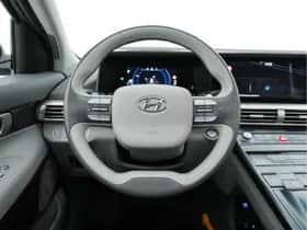 Hyundai NEXO (2019) thumbnail 17