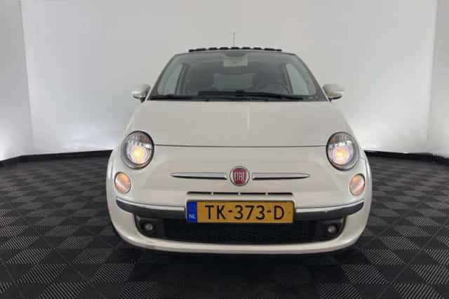 Fiat 500 (2008) thumbnail 2