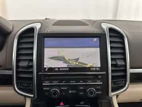 Porsche Cayenne (2014) thumbnail 15
