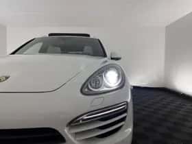 Porsche Cayenne (2014) thumbnail 24