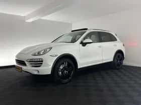 Porsche Cayenne (2014) thumbnail 4