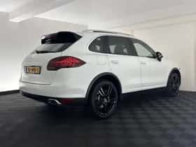 Porsche Cayenne (2014) thumbnail 7