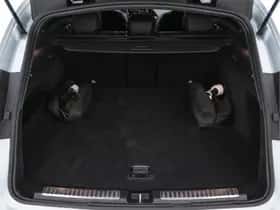 Mercedes-Benz EQC (2019) thumbnail 11