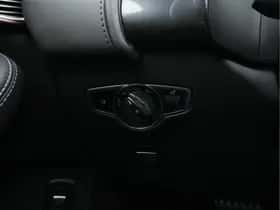 Mercedes-Benz EQC (2019) thumbnail 24