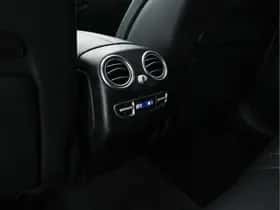 Mercedes-Benz EQC (2019) thumbnail 31