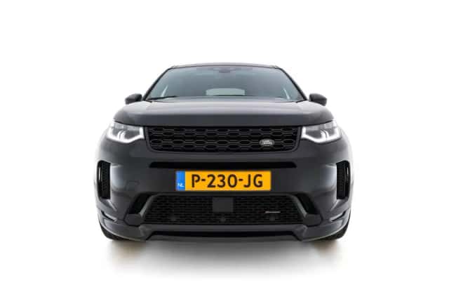 Land Rover Discovery Sport (2022) thumbnail 3