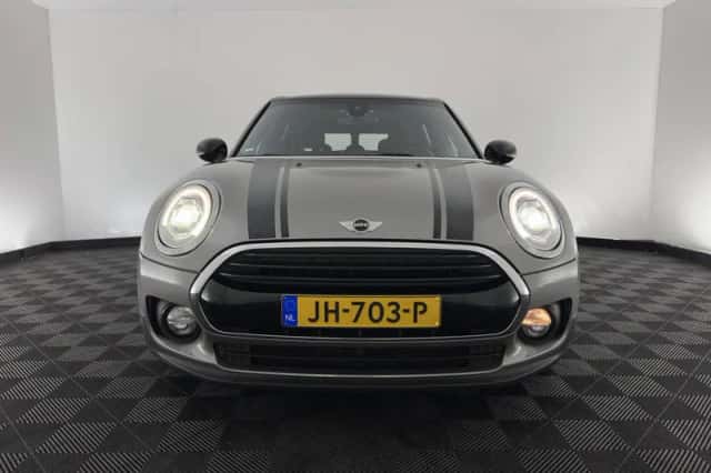 MINI Clubman (2016) thumbnail 3