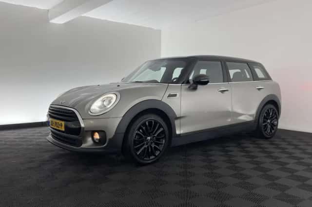 MINI Clubman (2016) thumbnail 4