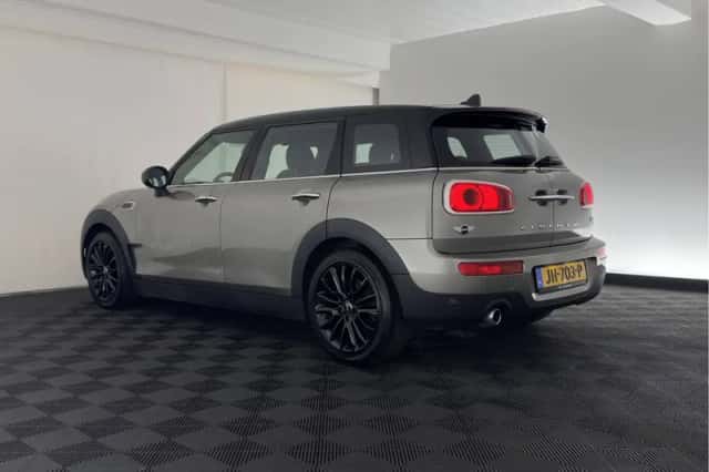 MINI Clubman (2016) thumbnail 5