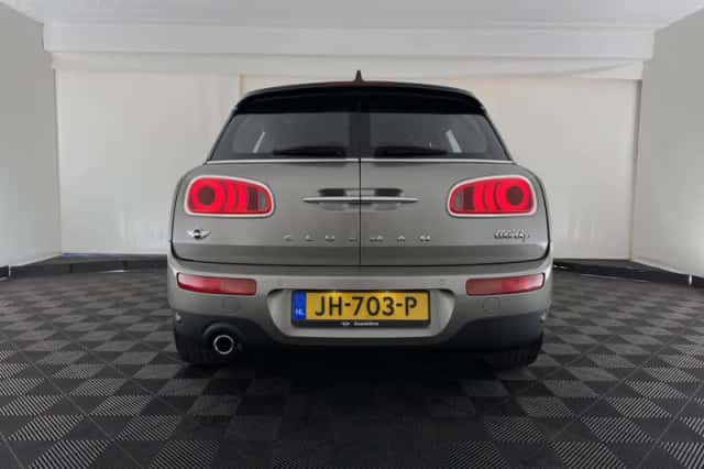MINI Clubman (2016) thumbnail 6