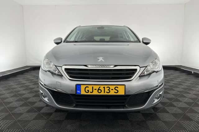 Peugeot 308 (2015) thumbnail 2