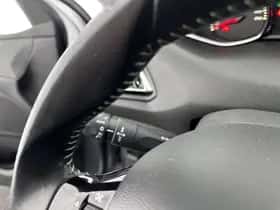 Peugeot 308 (2015) thumbnail 20