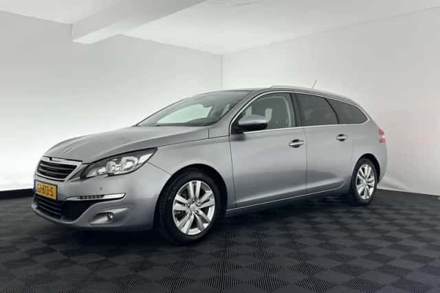 Peugeot 308 (2015) thumbnail 3