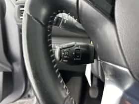 Peugeot 308 (2015) thumbnail 21