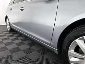 Peugeot 308 (2015) thumbnail 34