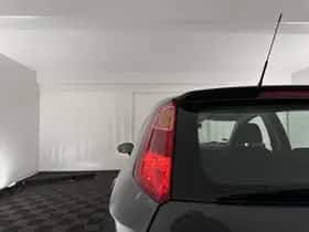 Fiat Punto (2015) thumbnail 23
