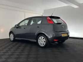 Fiat Punto (2015) thumbnail 5