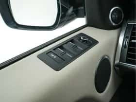 Land Rover Range Rover Sport (2015) thumbnail 22