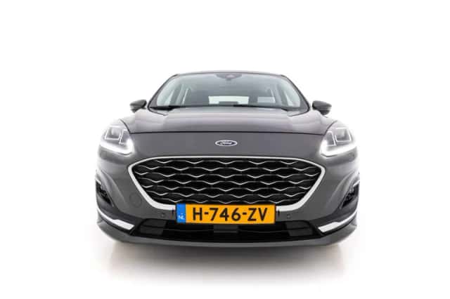 Ford Kuga (2020) thumbnail 3