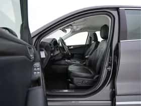 Ford Kuga (2020) thumbnail 9