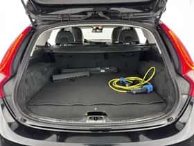 Volvo V60 (2014) thumbnail 11
