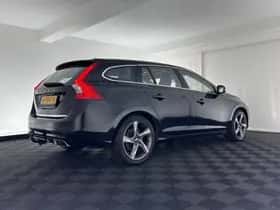Volvo V60 (2014) thumbnail 6