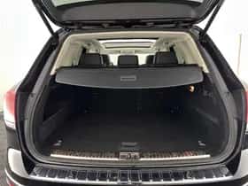Volkswagen Touareg (2016) thumbnail 11