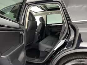 Volkswagen Touareg (2016) thumbnail 10