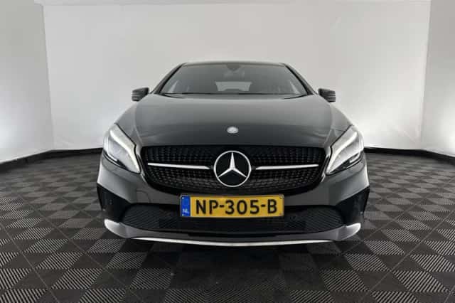 Mercedes-Benz A-Klasse (2017) thumbnail 3