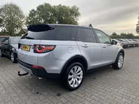 Land Rover Discovery Sport (2016) thumbnail 6