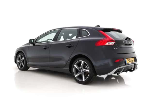 Volvo V40 (2014) thumbnail 5