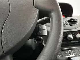 Renault Twingo (2011) thumbnail 17
