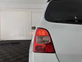 Renault Twingo (2011) thumbnail 23